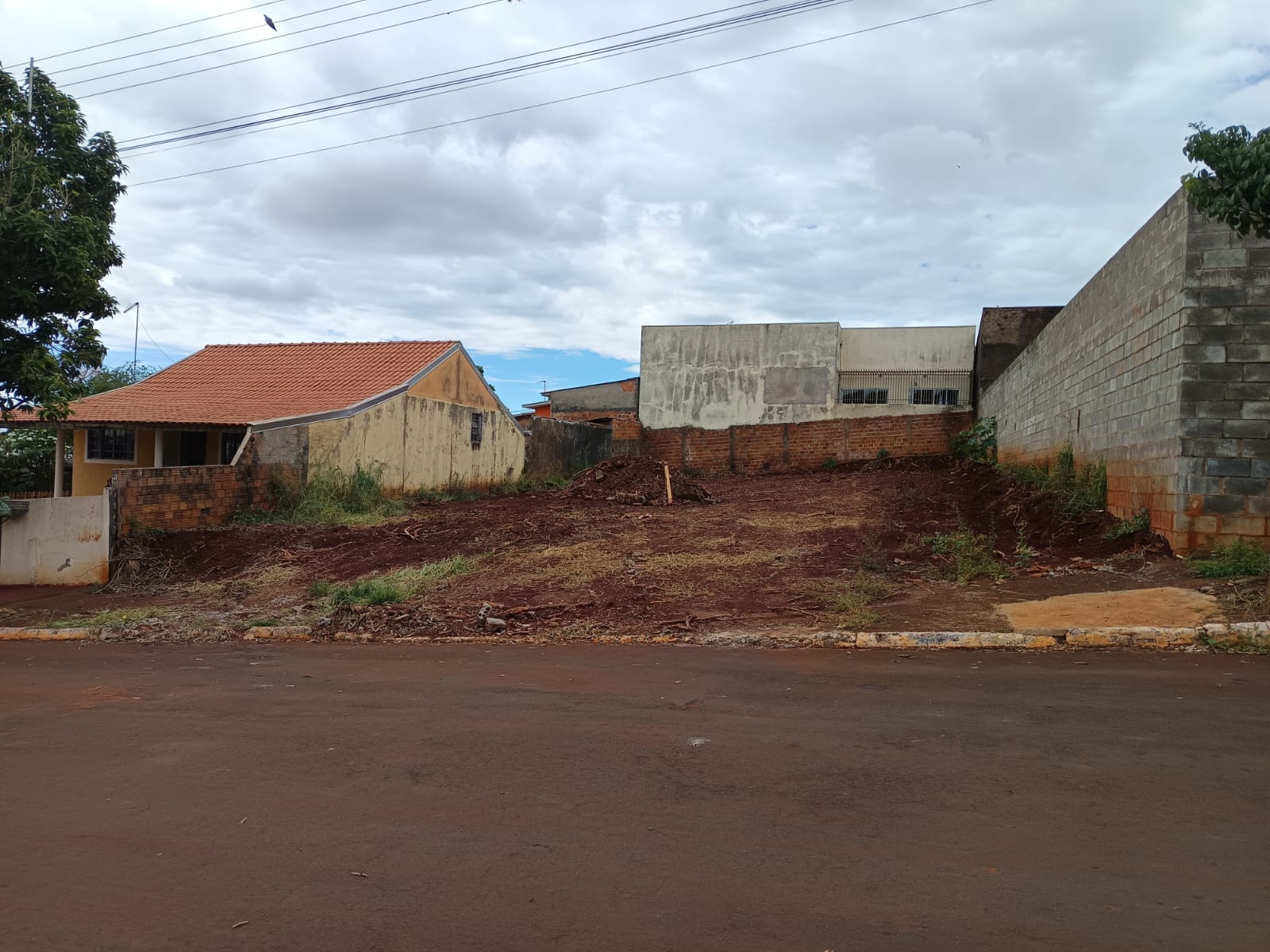 Câmara Municipal de Jardim Alegre Investe em Expansão e Adquire Novo Terreno por R$ 207 Mil