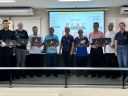 Câmara Municipal entrega Moção de Congratulações para Padre e Diáconos Câmara Municipal entrega Moção de Congratulações para Padre e Diáconos